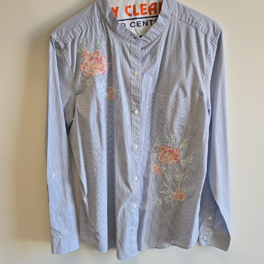 St. John's Bay Blue Striped Button Down Shirt with Floral Embroidery